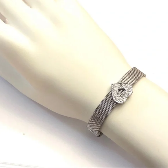 $3/20 Mesh Wristband Rhinestone Heart Charm Bracelet - Picture 6 of 8